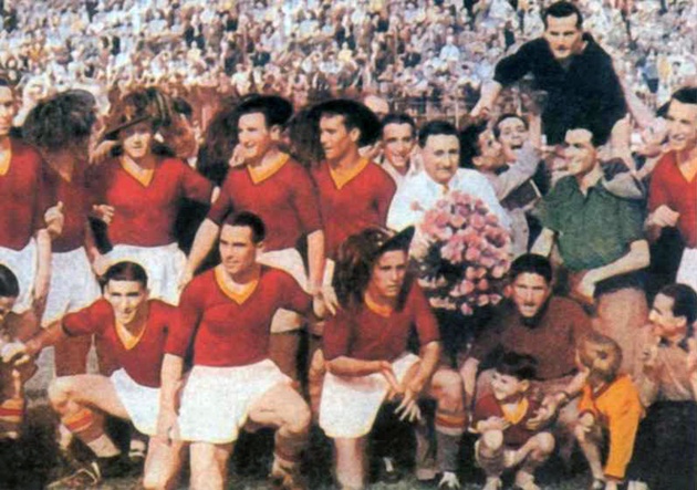 AS Roma: Huyền Thoại Giallorossi - Từ Thành Rome Đến Biểu Tượng Bóng Đá Thế Giới